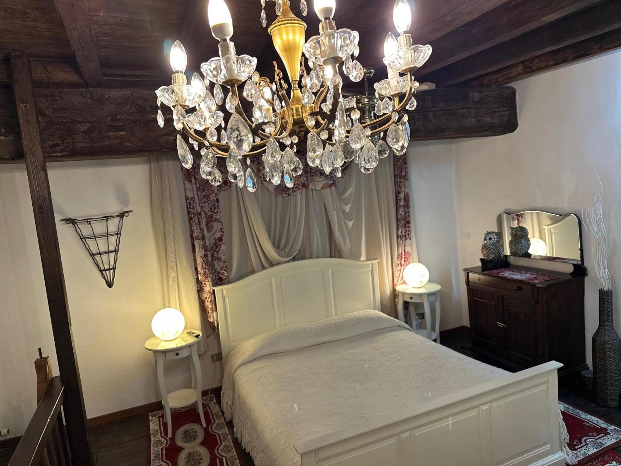 Residenza Saragozza Nuovo Stile Gipsy 2025 ! Apartment Bologna Luaran gambar