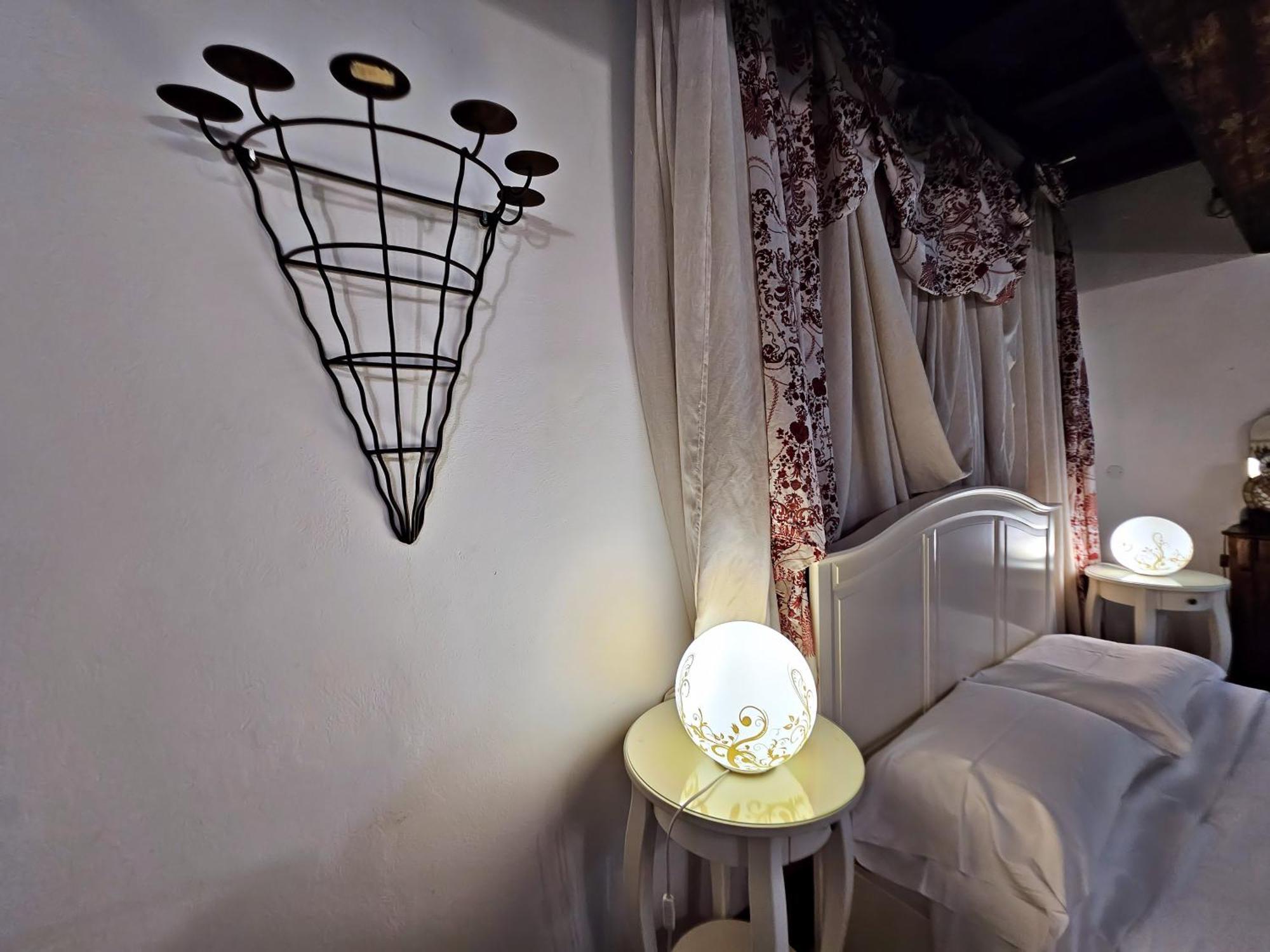Residenza Saragozza Nuovo Stile Gipsy 2025 ! Apartment Bologna Luaran gambar